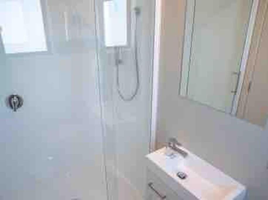 Great Views From New 2 Bedroom Apartment Te Anau Extérieur photo